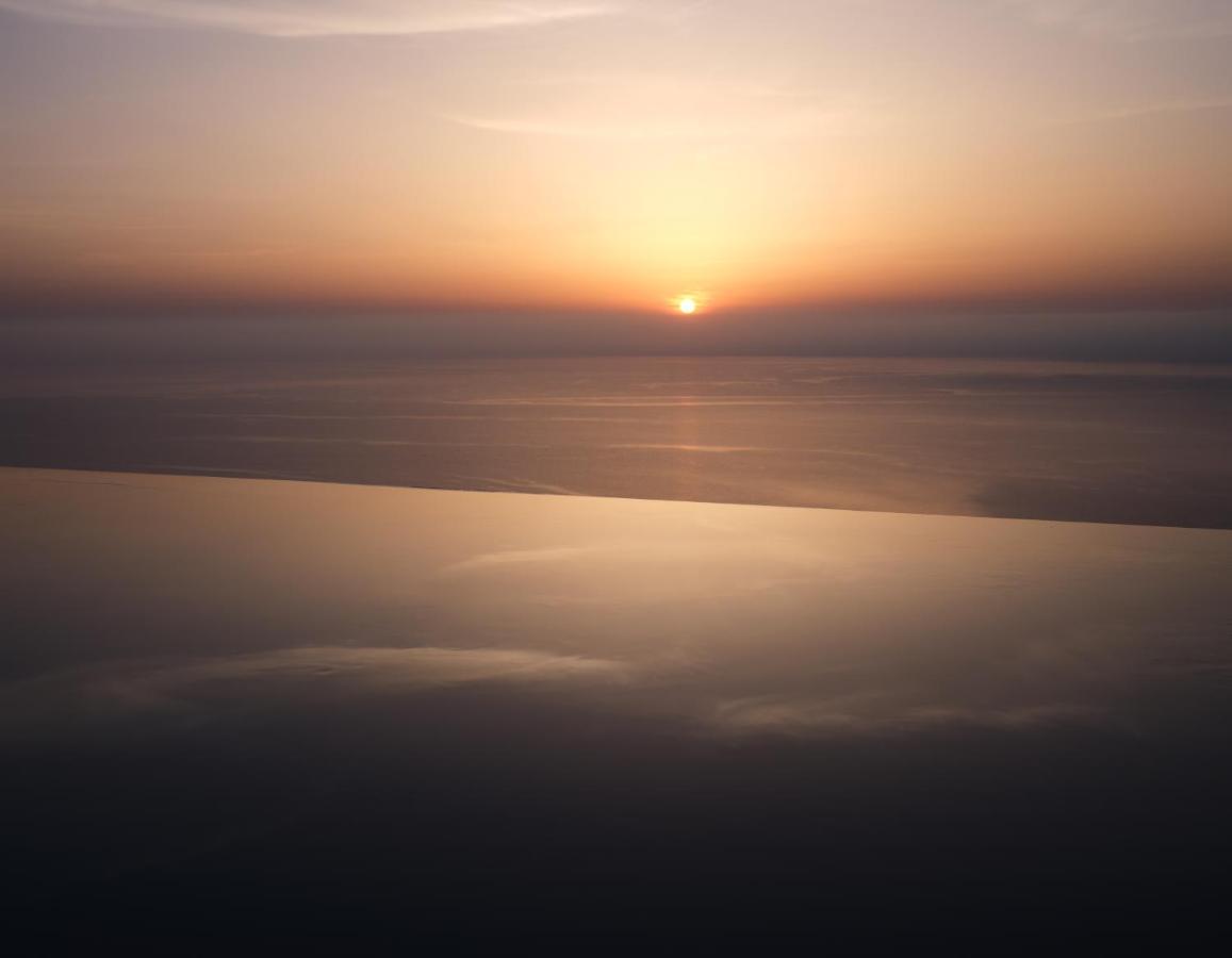 Yoma Cove Suites Volímesz Kültér fotó