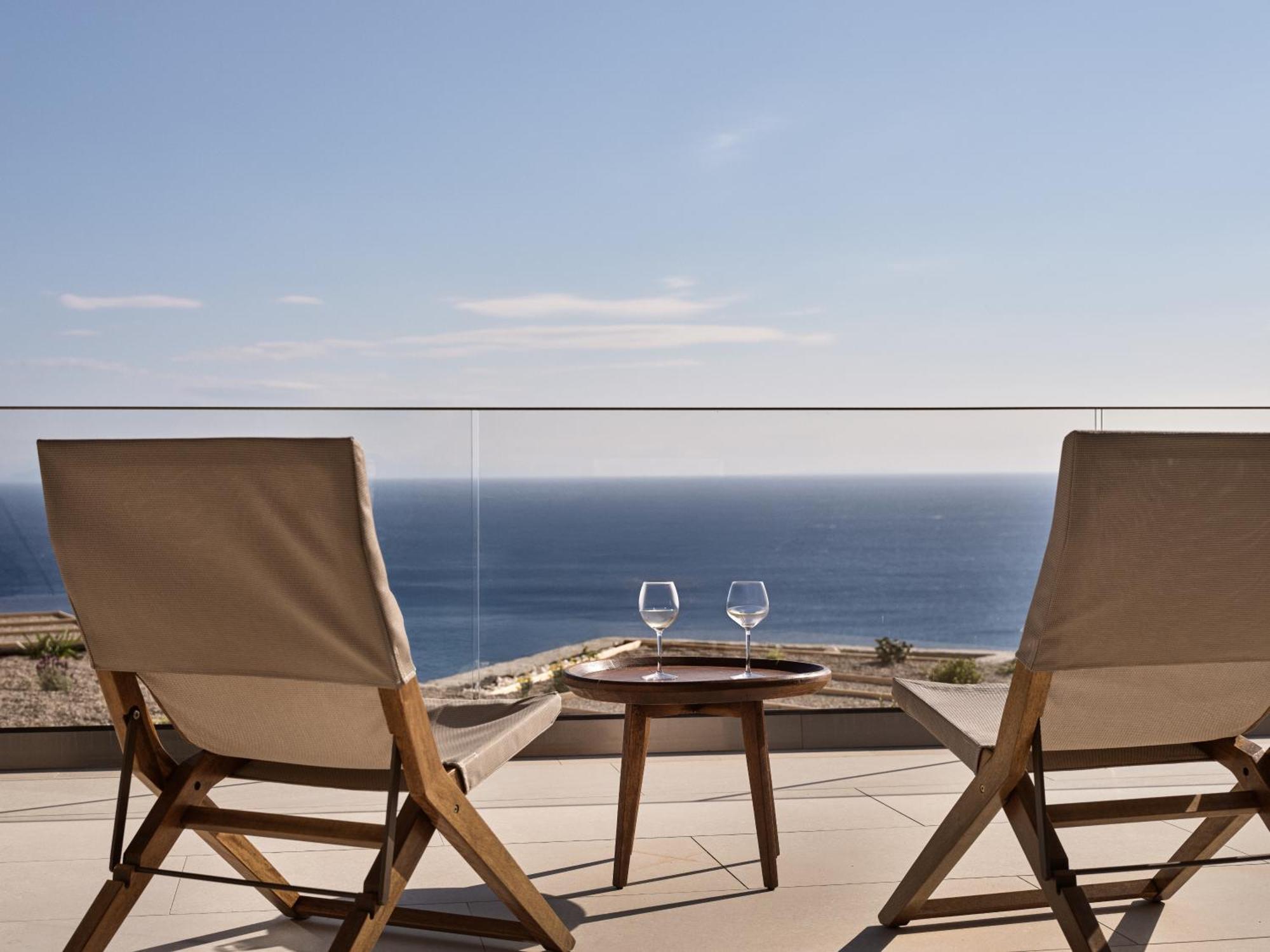 Yoma Cove Suites Volímesz Kültér fotó